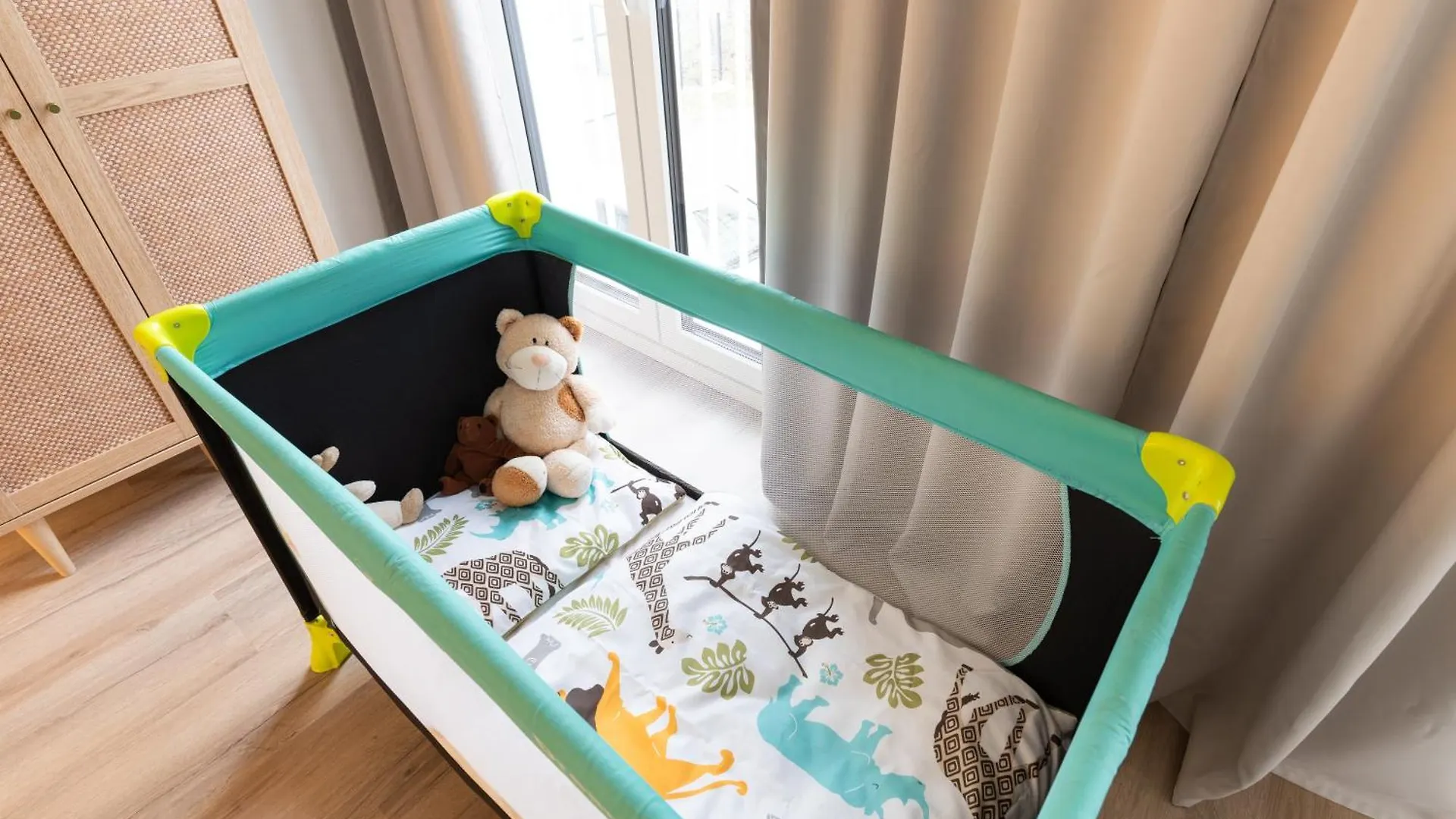 Premium-Apartment Mit Balkon - Perfekt Fuer Familien, Gruppen Und Geschaeftsreisende - Zaya Stays Leipzig Germany